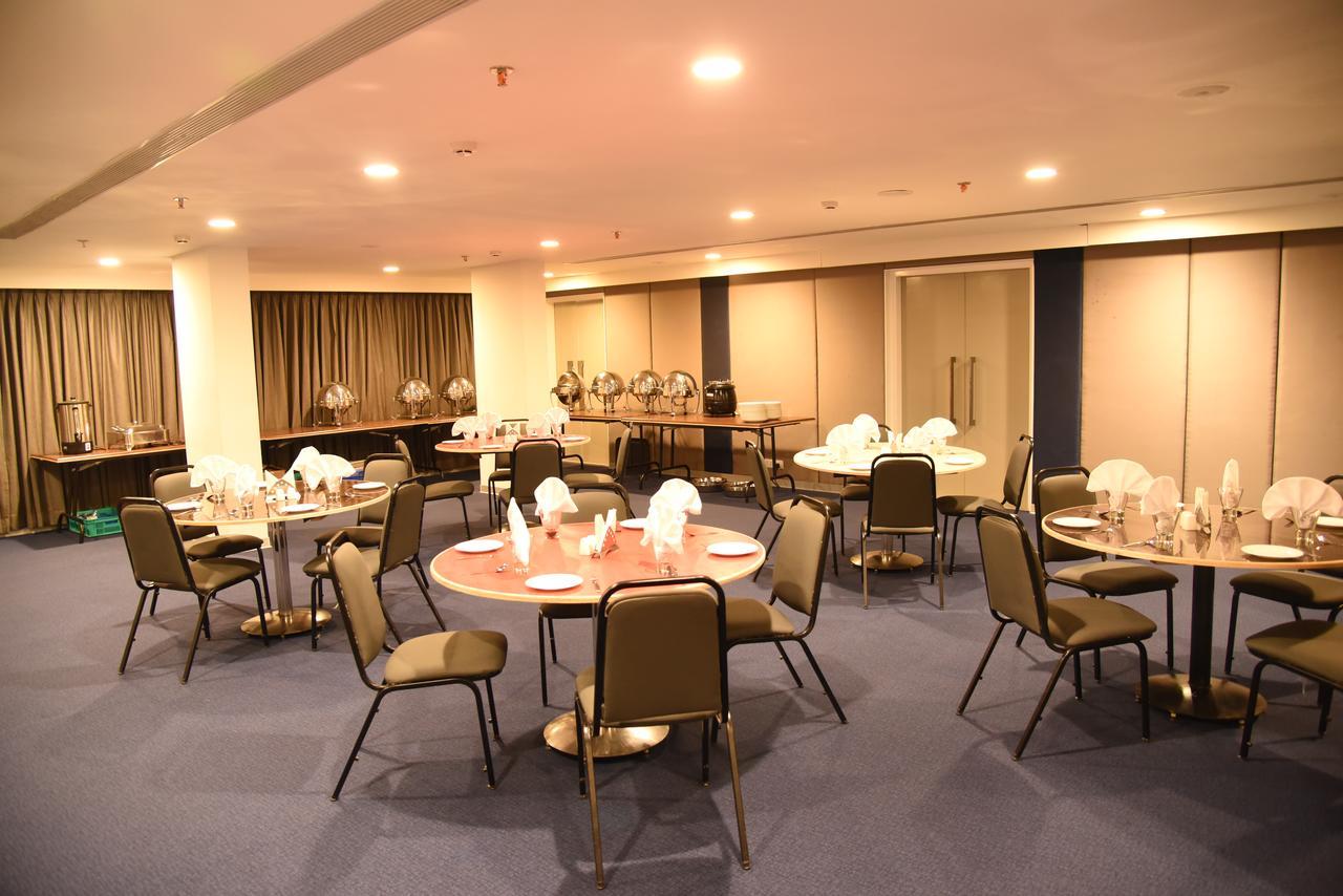 The Port Hotel Visakhapatnam Dış mekan fotoğraf